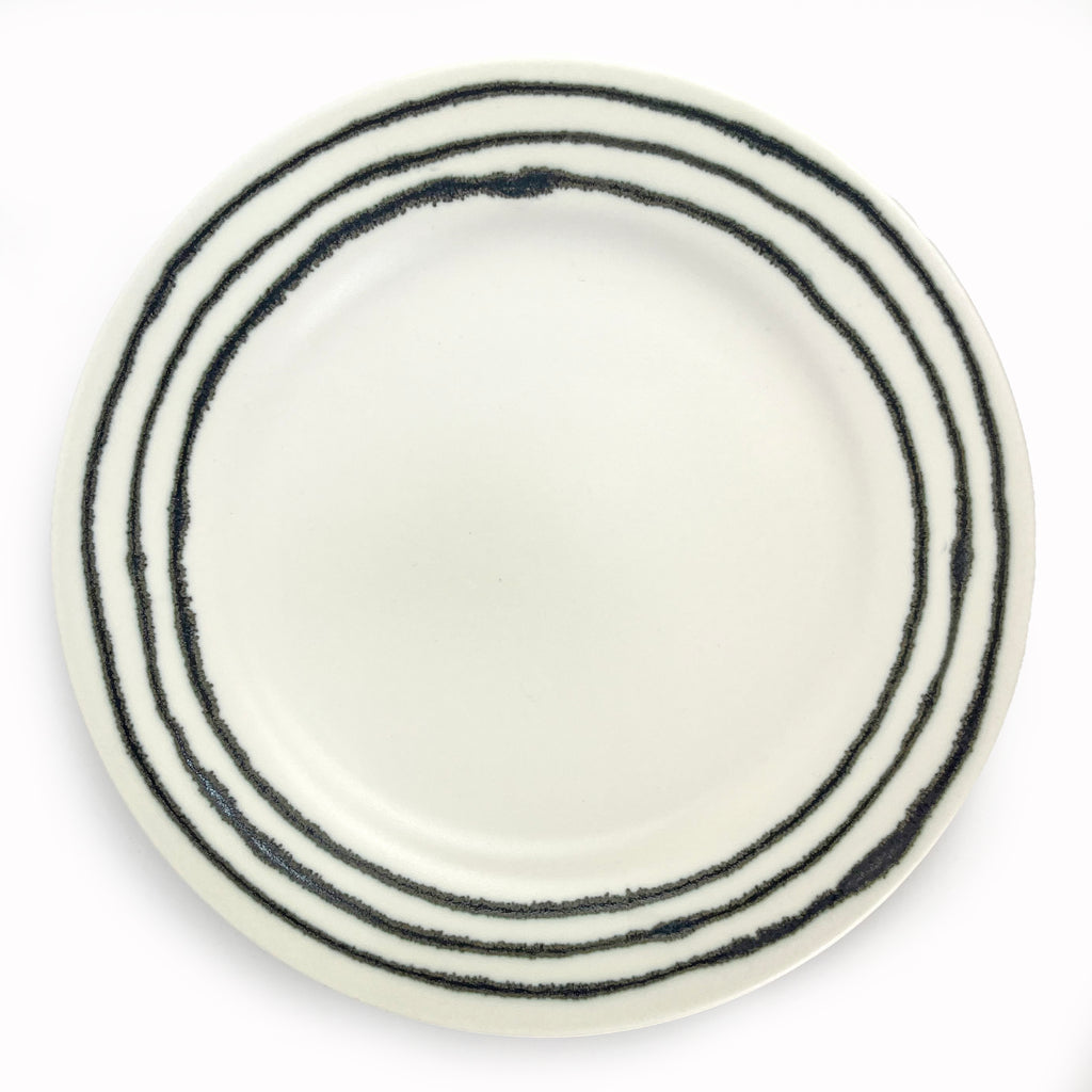 Linea Dinner Plate | Michael Wainwright USA
